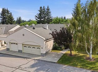 30 N Sandarac Cir NW, Calgary, AB T3K3G7