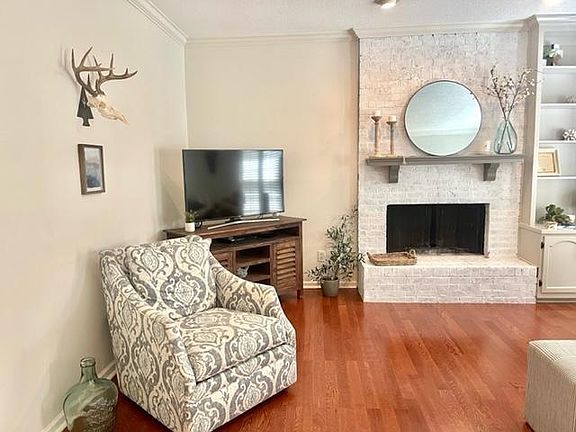 2nd image of 3135 Malone Dr