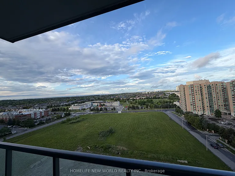 55 Oneida Cres #1101 — Photo 14