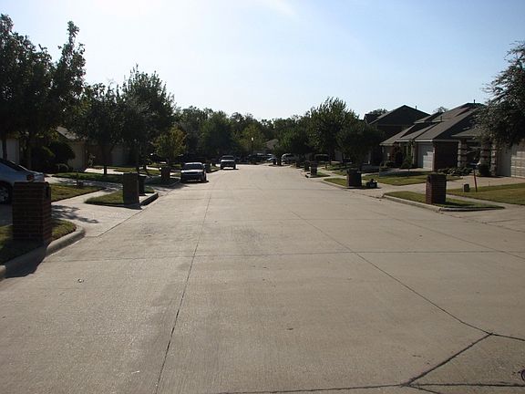 4th image of 3633 Peacock Pl