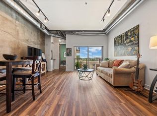 150 Bee St APT 408, Charleston, SC 29401