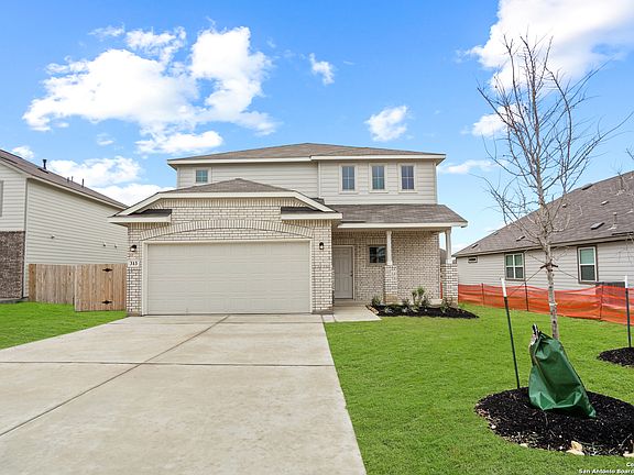 2nd image of 313 Hinsdale Run