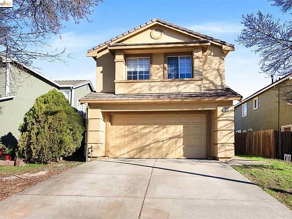 2nd image of 4917 Willowbrook Way