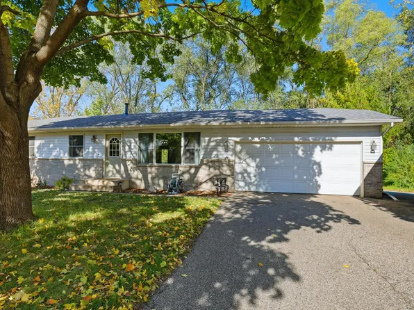 2108 Friendship Ln, Burnsville, MN 55337