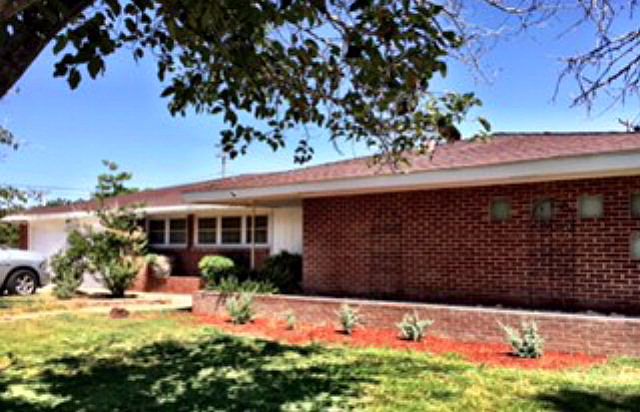 1st image of 2808 Windsor Dr