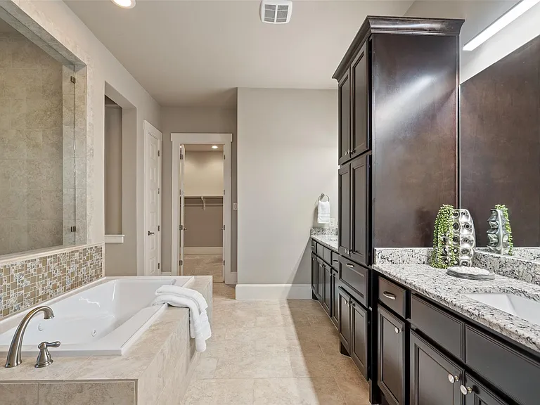 905 Madison Fork Dr — Photo 22