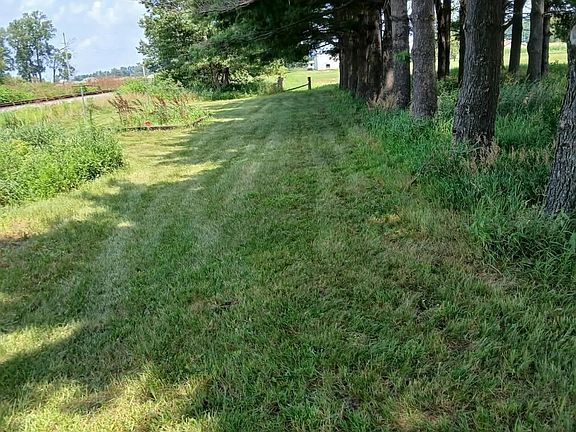 3rd image of 10508 N Meridian Rd