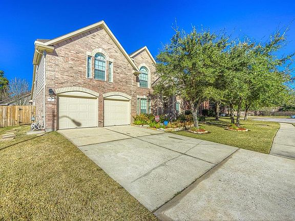 2nd image of 18410 S Roaring River Ct