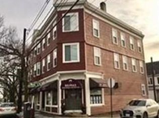 358 Watertown St APT 2L, Newton, MA 02458