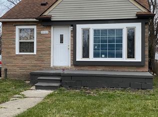 8466 Patton St, Detroit, MI 48228