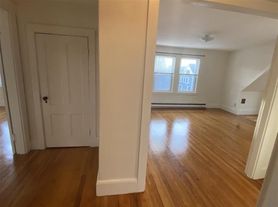 26 Claremon St
