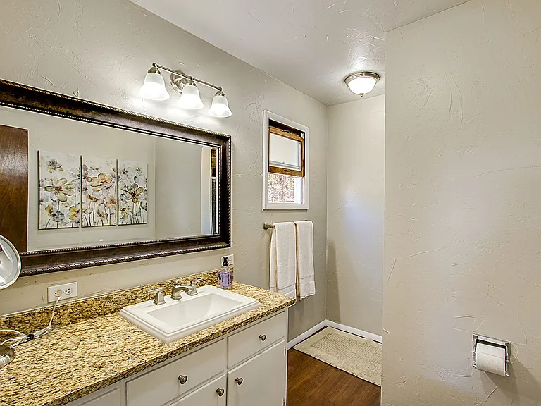 1040 Forest Hill Rd — Photo 37