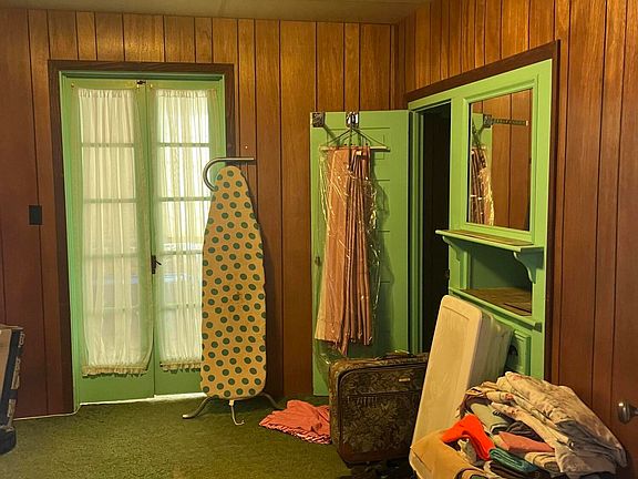 5th image of 345 Lincoln St