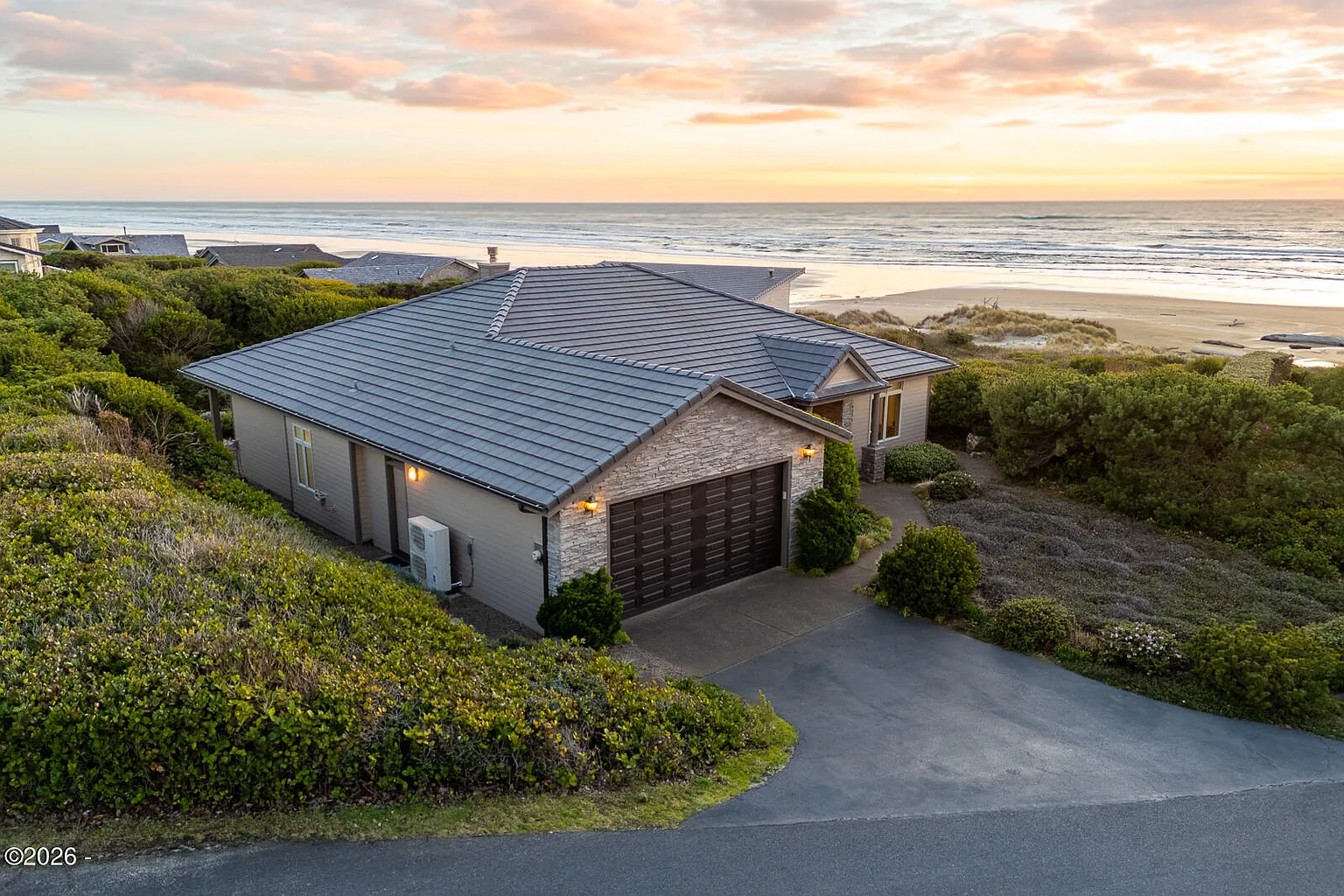 4271 NW Hidden Lake Loop photo 1