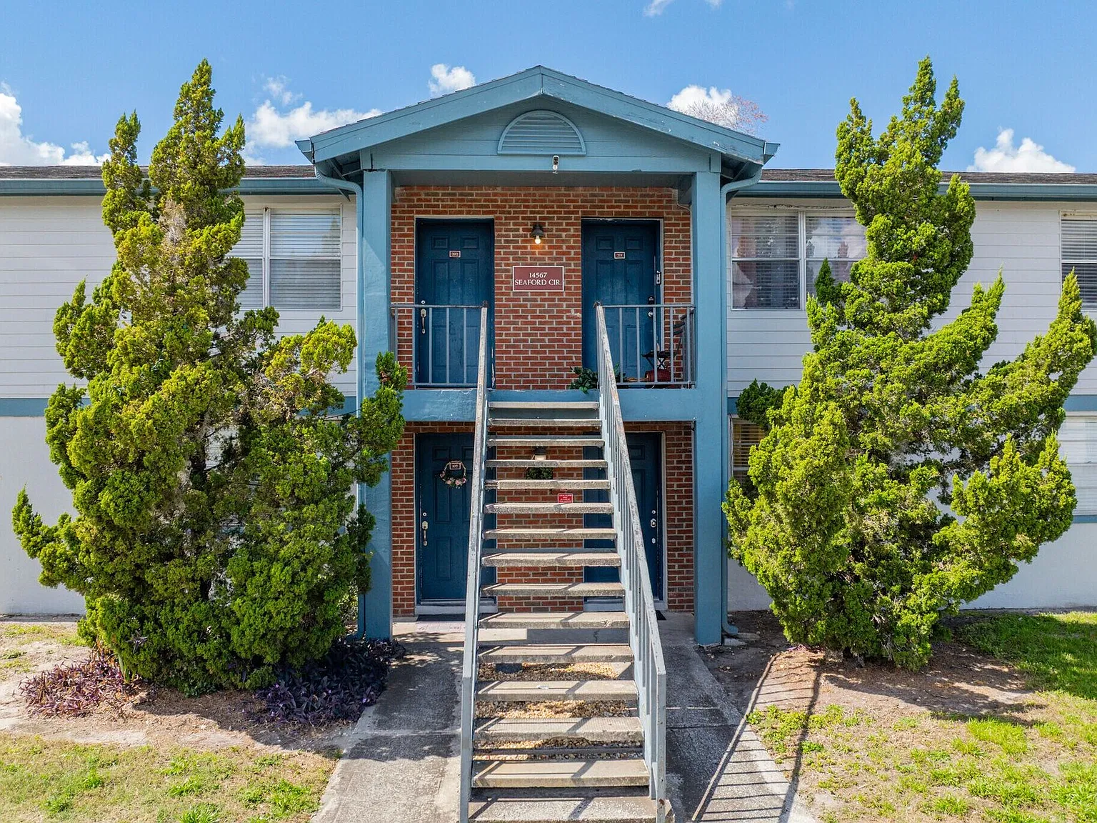 Serenity Lake Apartments — Photo 3