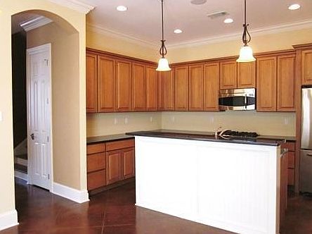 5th image of 150 Metairie Ct