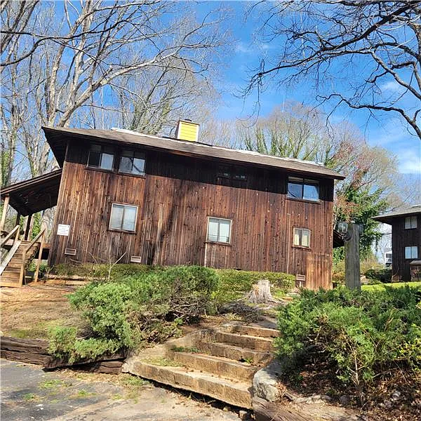 2 bed, 2.5 bath, 1572 sqft, $65,000 — Photo 1