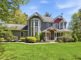 9 Brockway Rd, Ellington, CT 06029
