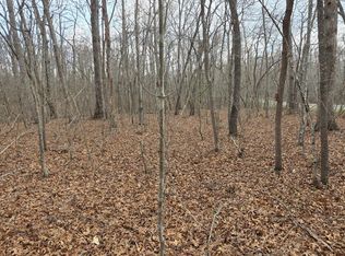 13 Pond Rd, Monterey, TN 38574