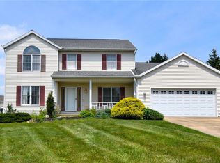 33203 Brackenbury Dr, Solon, OH 44139