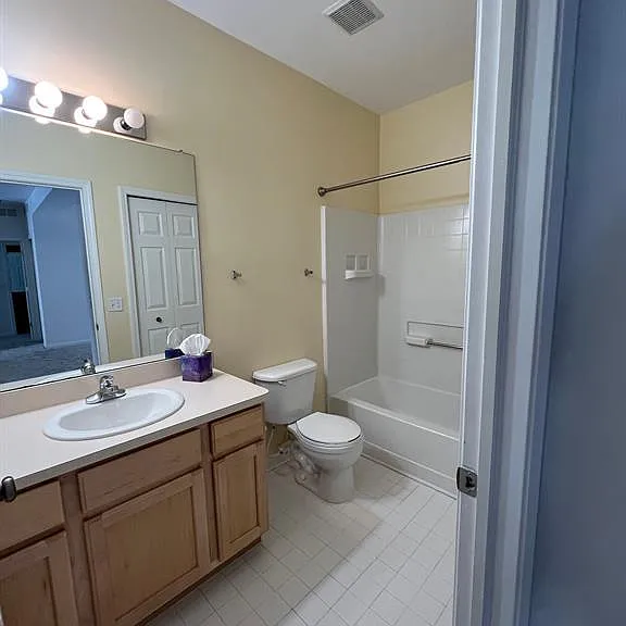 3111 Camden Dr — Photo 9