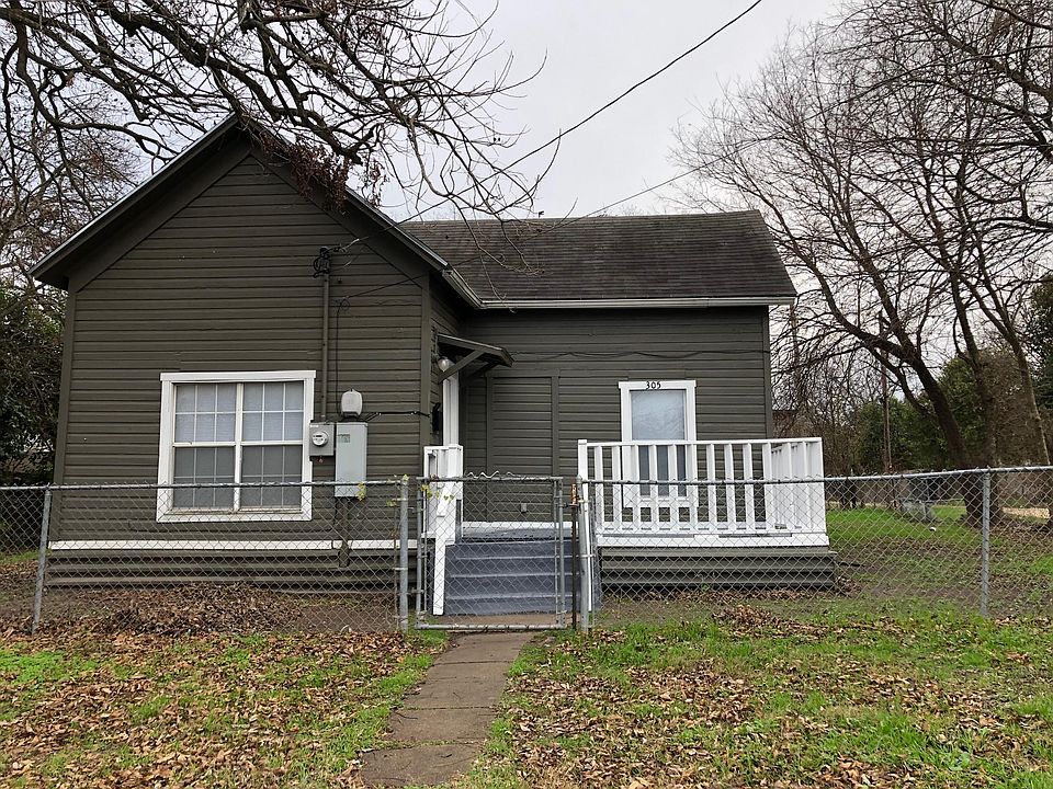 1st image of 305 W Avenue L