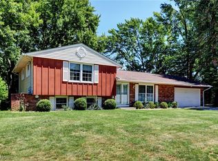 6065 E Valleyview Ct, Mentor, OH 44060