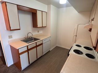 766 S Saginaw St APT 303, Lapeer, MI