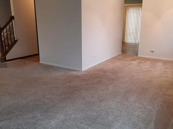 5th image of 799 Woodside Dr