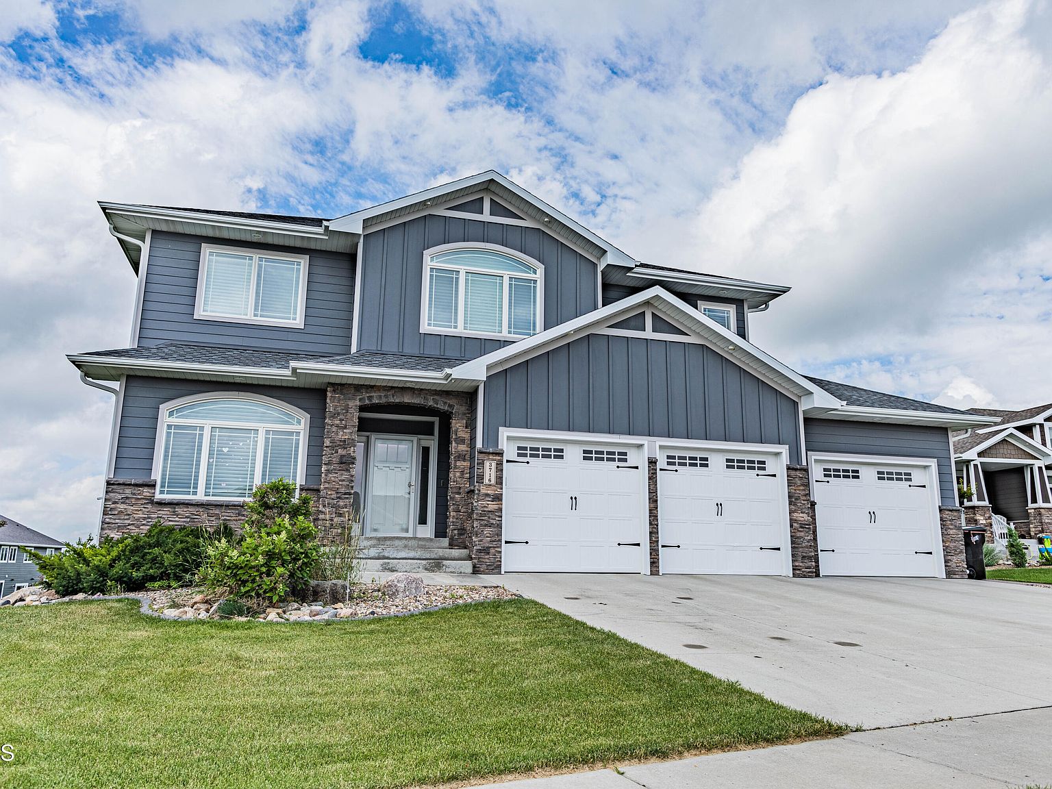 3716 Valley Dr, Bismarck, ND 58503 MLS 4006777 Zillow