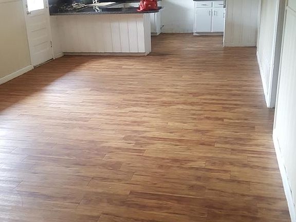 Second living and Kitchen area