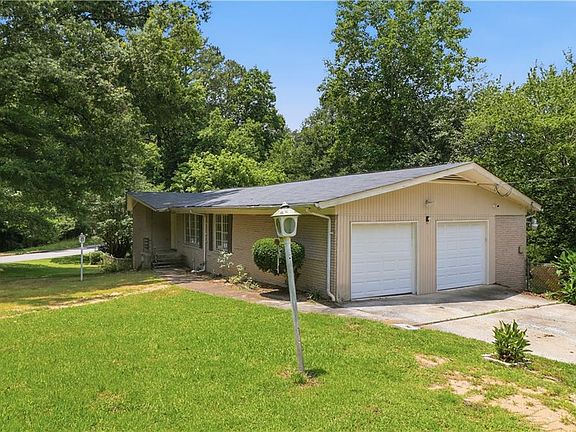 3rd image of 6735 Marlborough Cir S
