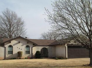 509 Harding Pl, Edmond, OK 73013