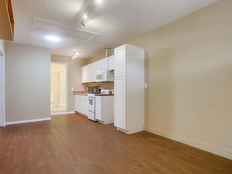 151 Christen Way — Photo 41