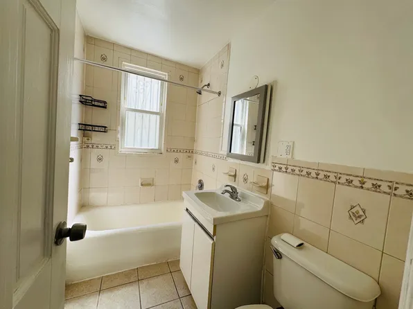 27-24 Gilmore Street image 10 of 10