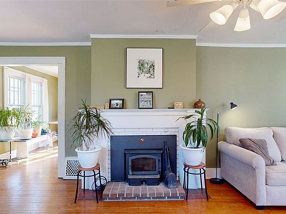 5th image of 708 Rundell St