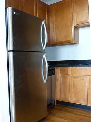 Rented by (Legacy) Coldwell Banker Kueber Realty  | media 9