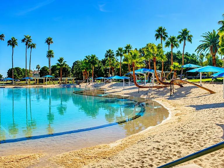 Access to beach, volleyball, cabanas and private community center.