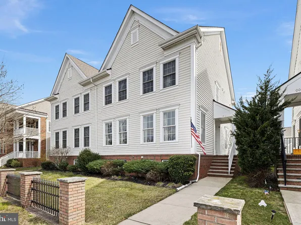 1010 Robbinsville Edinburg Rd, Robbinsville, NJ 08691