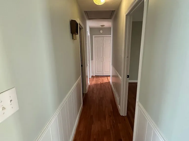 204 N Oak Grove Ext — Photo 15
