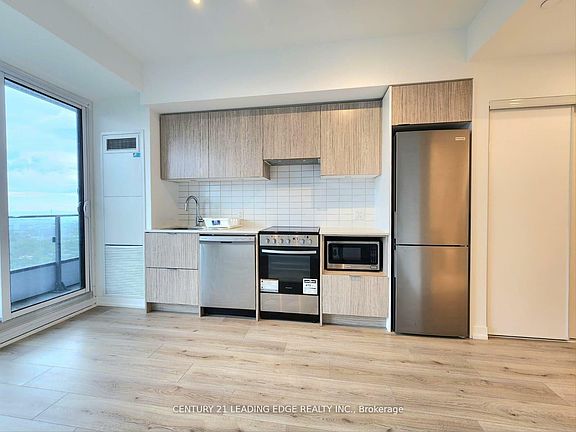 5th image of 395 Bloor St E #5308