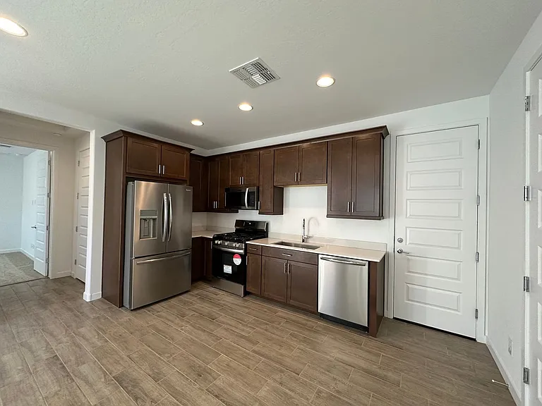 3228 W Morning Vista Ln — Photo 14