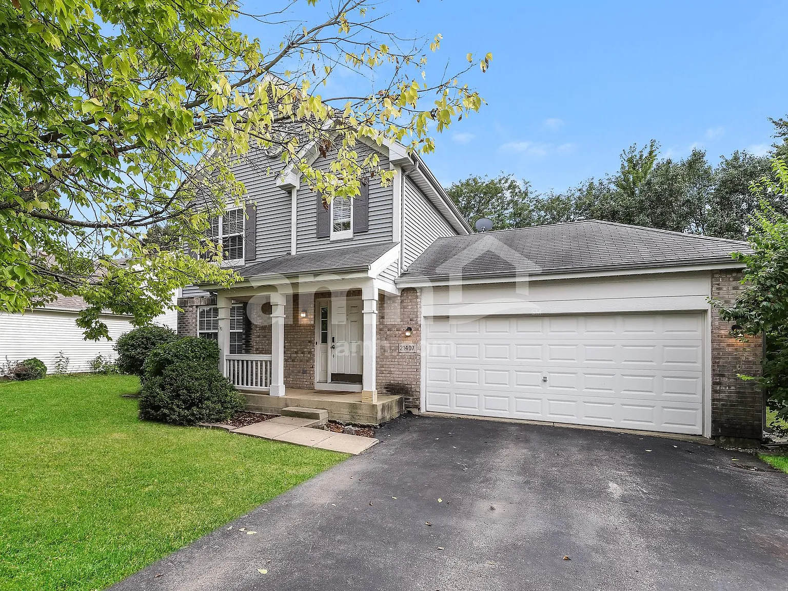 3 bed, 2.5 bath, 1639 sqft, $2,775 — Photo 1