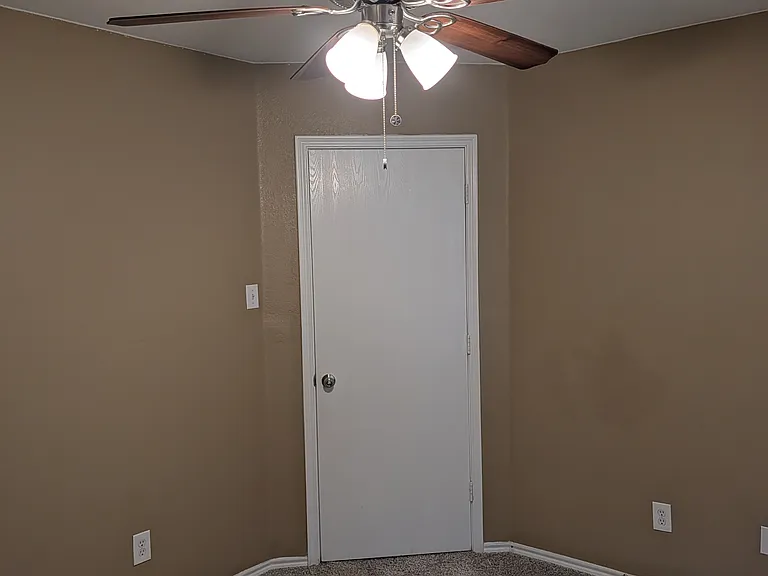 9949 Sparrow Hawk Ln — Photo 11