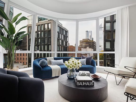5th image of 515 18th St #1021
