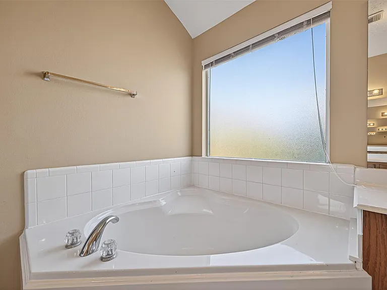 3006 Palace Oaks Dr — Photo 36
