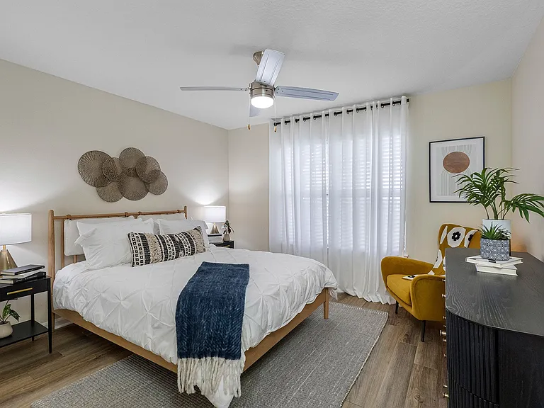 The Colony at Deerwood Apartments — Photo 20