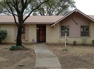 2028 Chestnut Rd, Carrollton, TX 75007