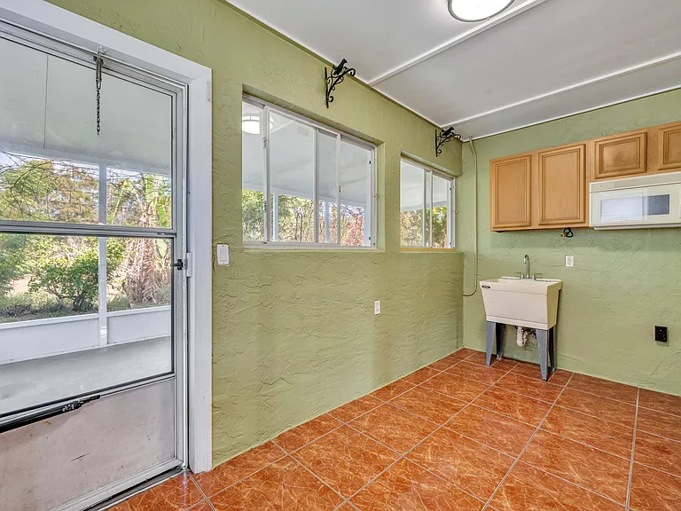 3136 Crystal Creek Blvd — Photo 34