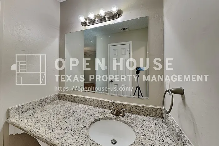 6625 Constitution Dr — Photo 11